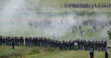 150th anniversary reenactment at Gettysburg. Photo 32408139 | Antietam © Alan Crosthwaite | Dreamstime.com